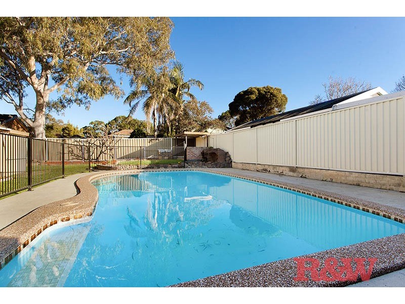 49 Orana Crescent, Peakhurst Heights NSW 2210