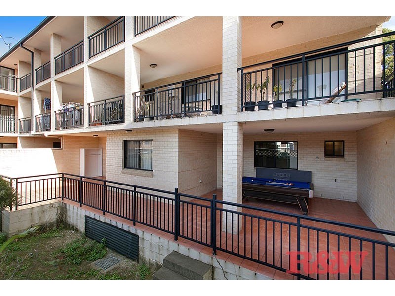 2/56 Pitt Street, Mortdale NSW 2223