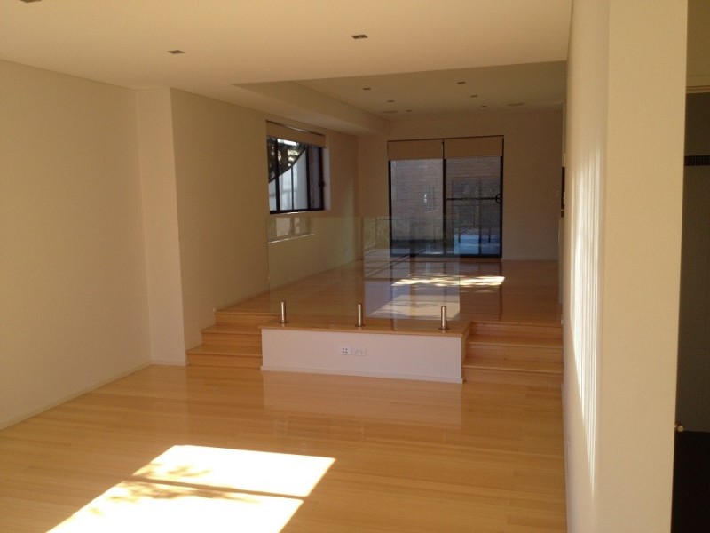 4/8 Charm Place, Peakhurst NSW 2210