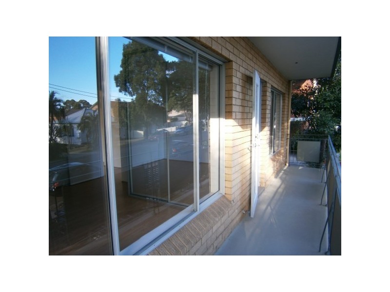 2/58 Jersey Ave, Mortdale NSW 2223