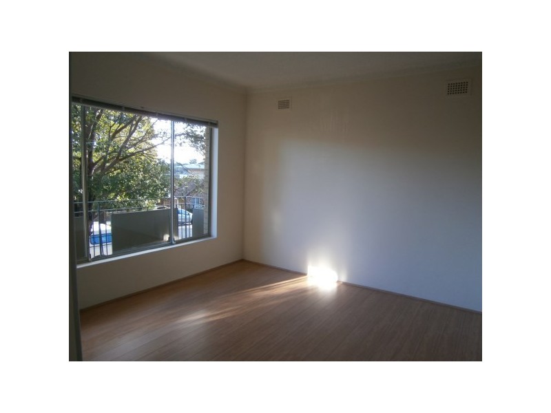 2/58 Jersey Ave, Mortdale NSW 2223