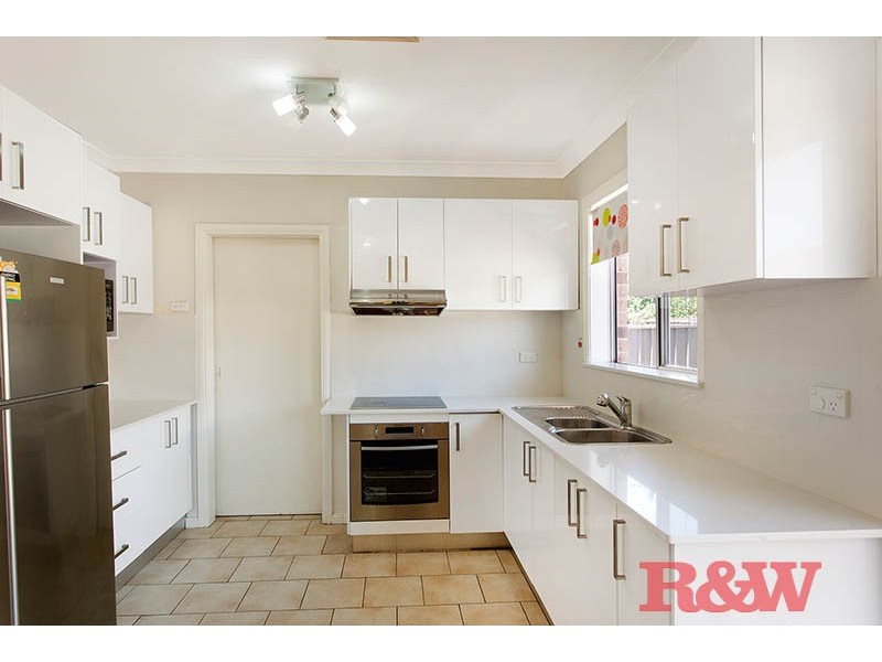 2/98 Arcadia Street, Penshurst NSW 2222