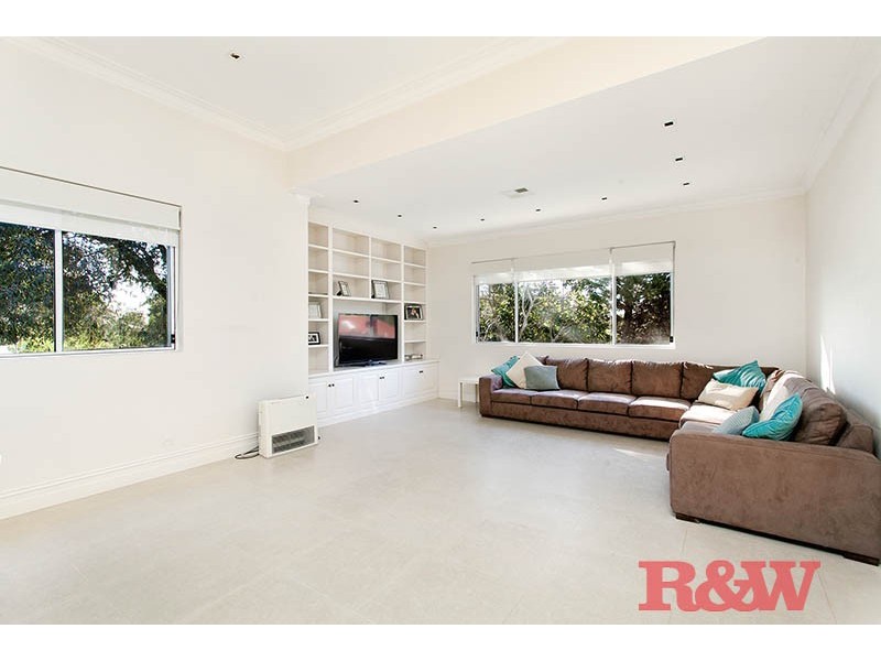 42 Gover Street, Peakhurst NSW 2210