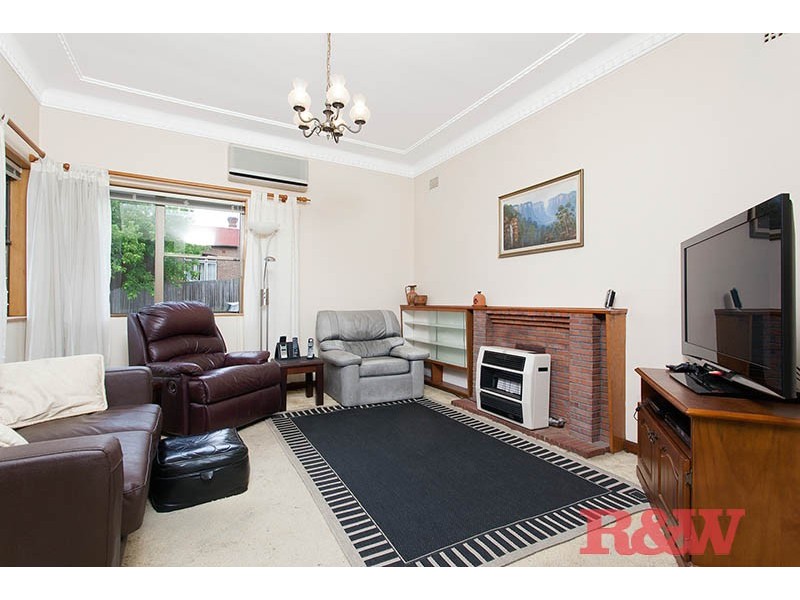 81 Railway Parade, Mortdale NSW 2223