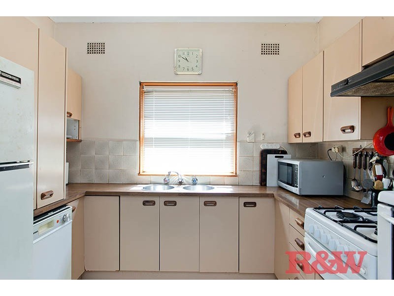 81 Railway Parade, Mortdale NSW 2223