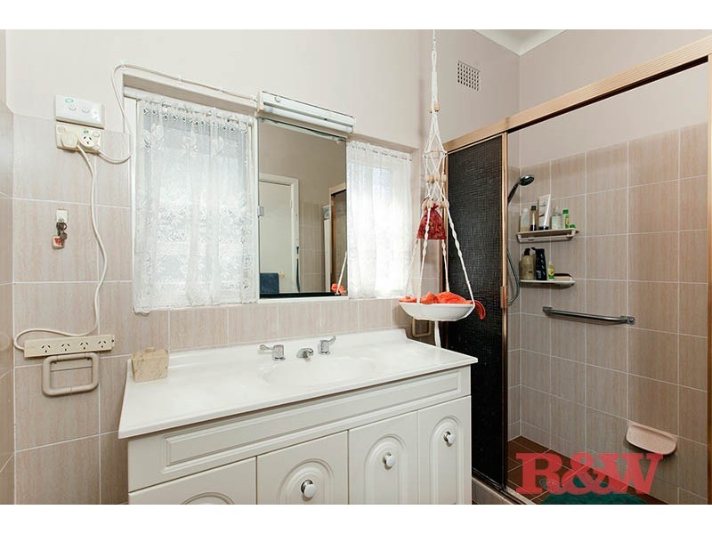 81 Railway Parade, Mortdale NSW 2223