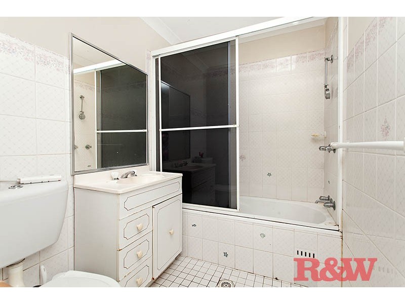 8/576 Forest Road, Penshurst NSW 2222