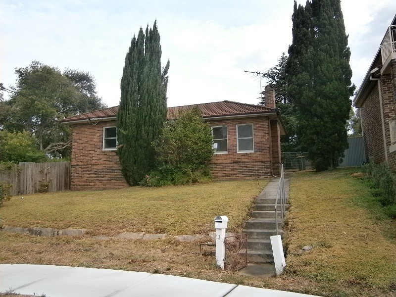 13 Olive Crescent, Peakhurst NSW 2210