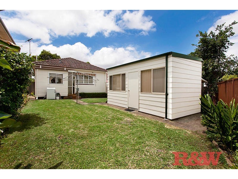 63 Mountview Avenue, Beverly Hills NSW 2209