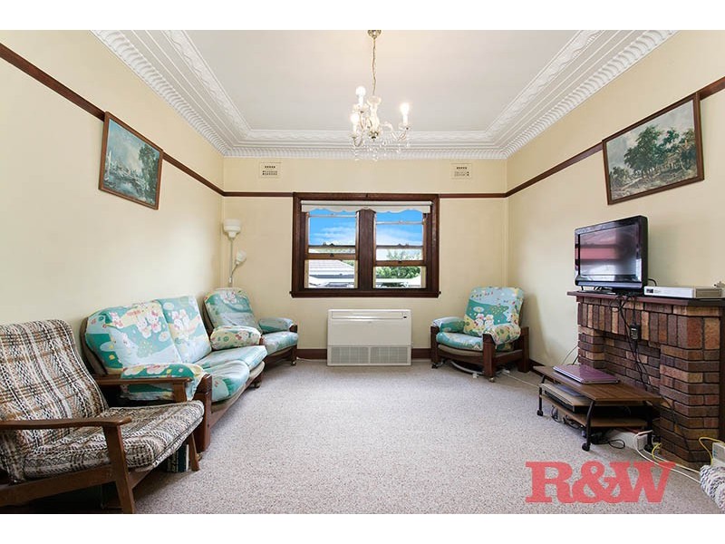 63 Mountview Avenue, Beverly Hills NSW 2209