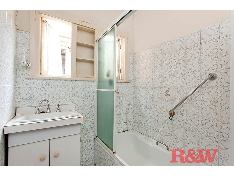 63 Mountview Avenue, Beverly Hills NSW 2209