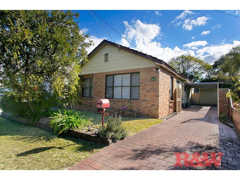 4 Barwon Rd, Mortdale NSW 2223