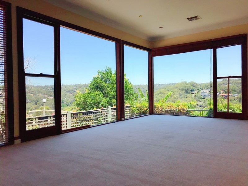 29 Woodlands Ave, Lugarno NSW 2210