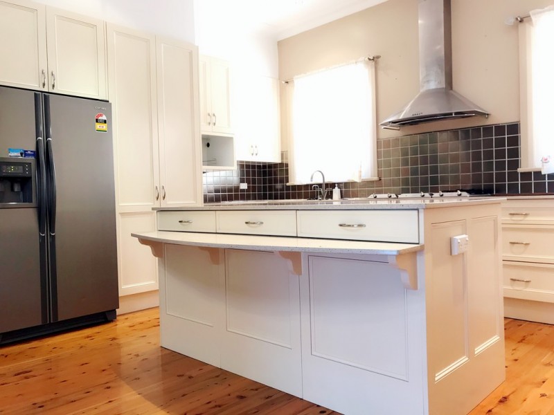 29 Woodlands Ave, Lugarno NSW 2210