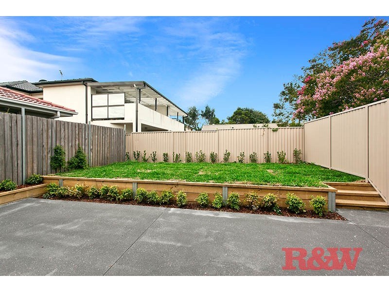 122 Boundary Road, Peakhurst NSW 2210