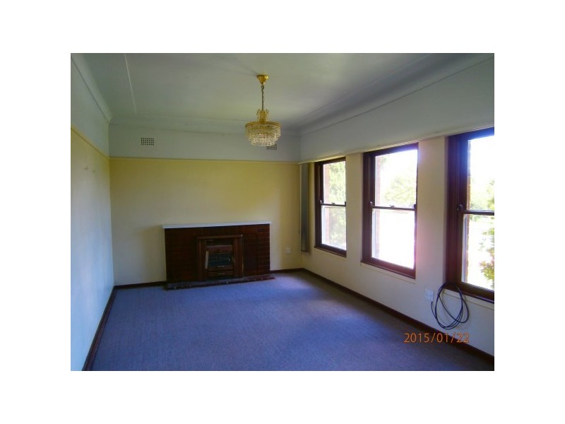 13 Olive Cres, Peakhurst NSW 2210