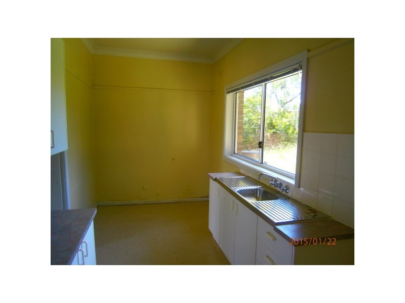 13 Olive Cres, Peakhurst NSW 2210