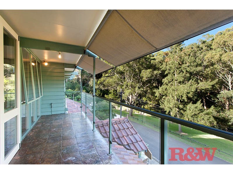 8 Jinna Road, Peakhurst Heights NSW 2210