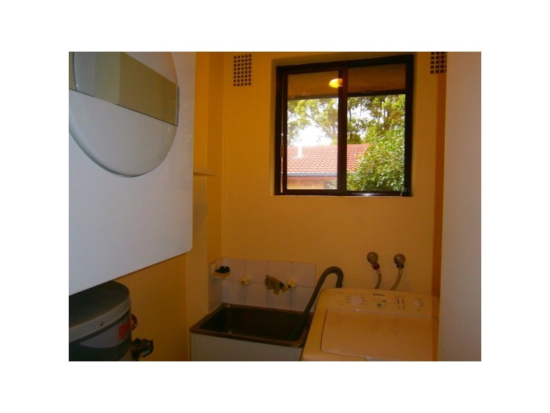 9/54 Macquarie Pl, Mortdale NSW 2223