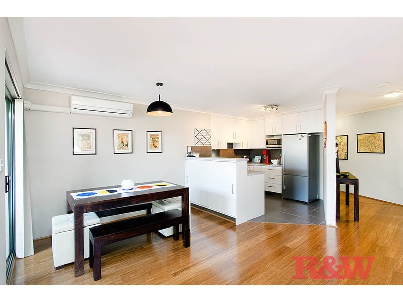 13/2-6 Martin Place, Mortdale NSW 2223