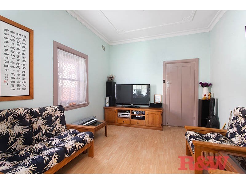 47 Defoe Street, Wiley Park NSW 2195