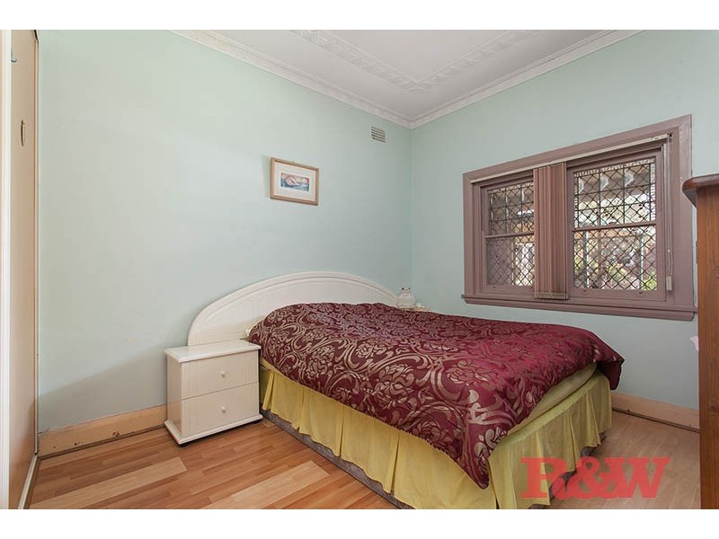 47 Defoe Street, Wiley Park NSW 2195