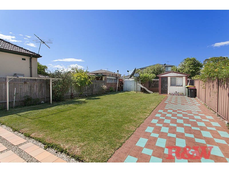 47 Defoe Street, Wiley Park NSW 2195
