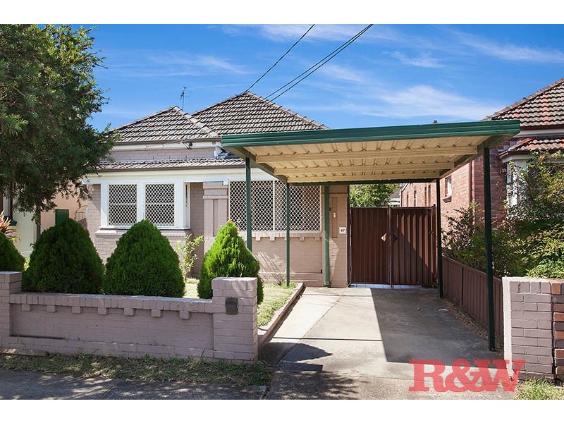 47 Defoe Street, Wiley Park NSW 2195