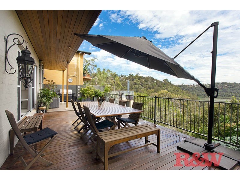 39 Moons Avenue, Lugarno NSW 2210