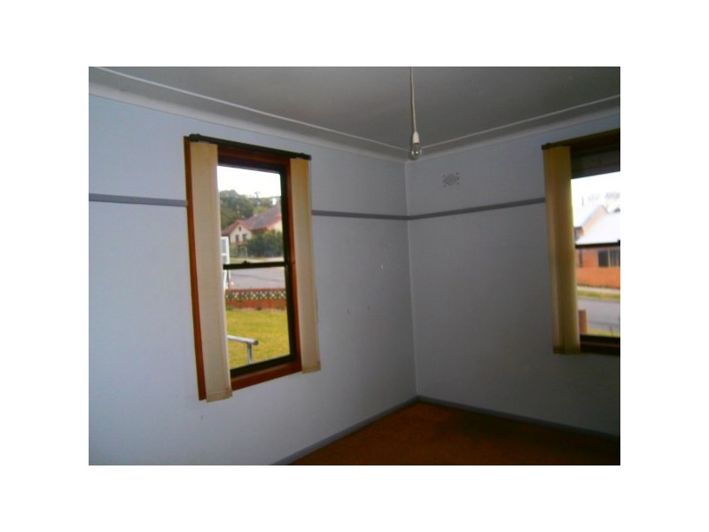 20 Peake Pde, Peakhurst NSW 2210