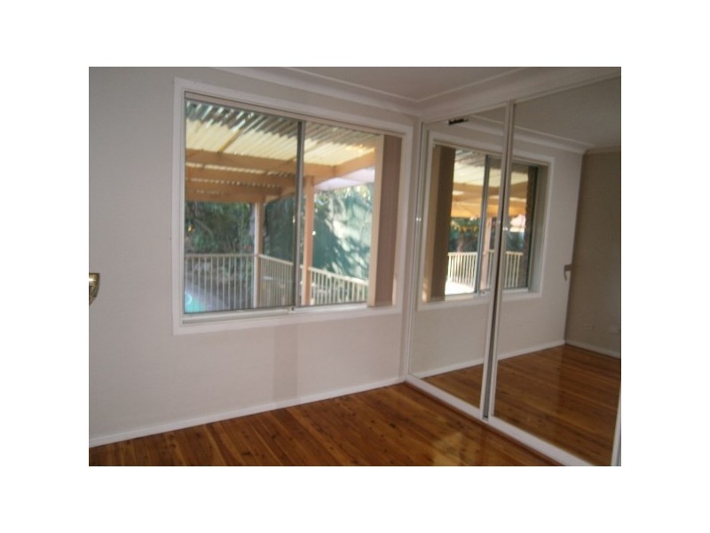 34 Rainbow Pde, Peakhurst Heights NSW 2210