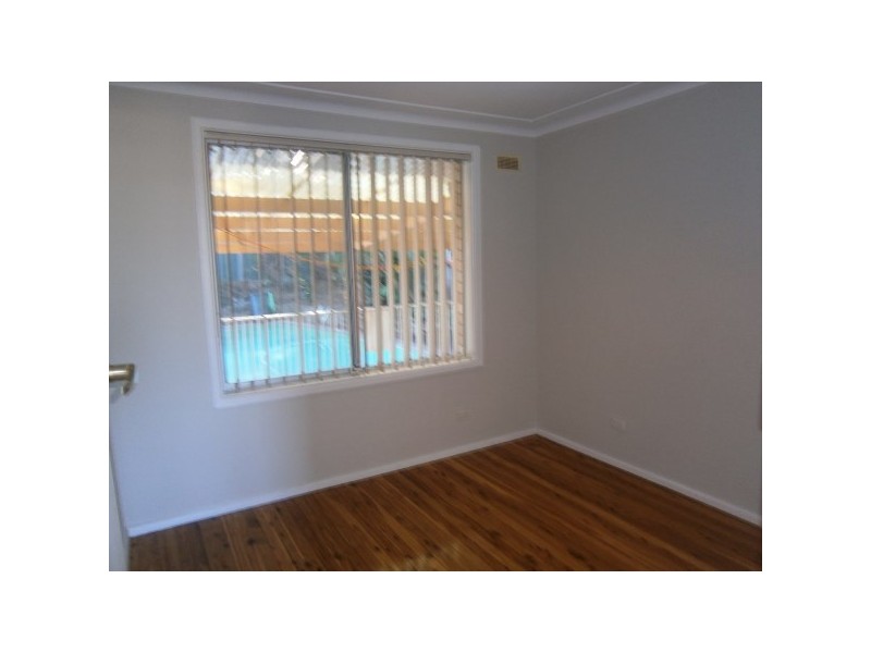 34 Rainbow Pde, Peakhurst Heights NSW 2210