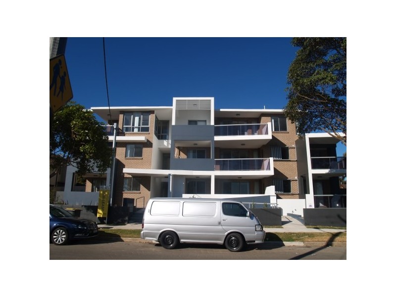 3/23 Gover Street, Peakhurst NSW 2210