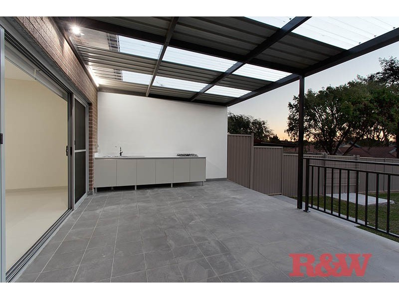 3A Clarke Street North, Peakhurst NSW 2210