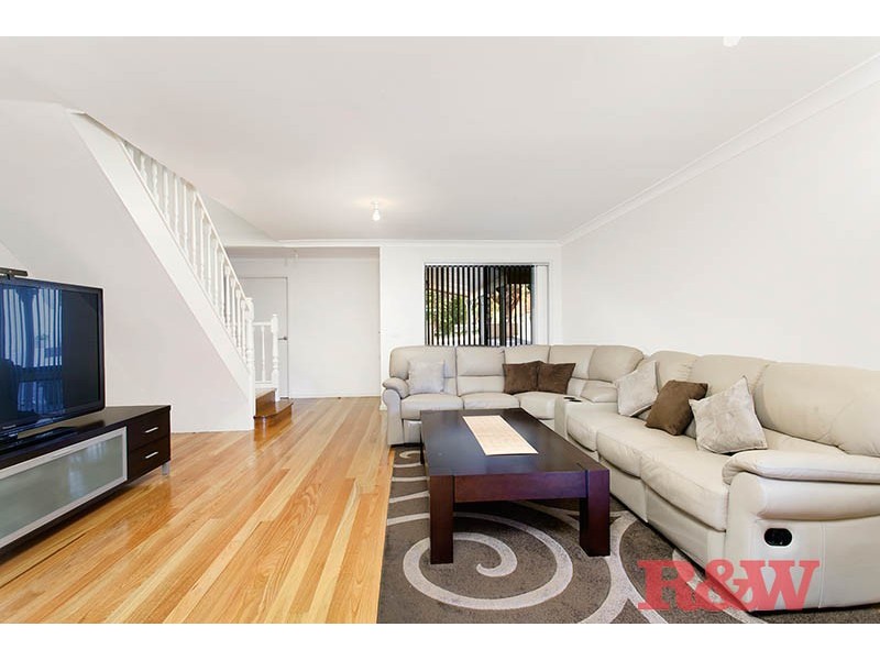 19 Trafalgar Street, Peakhurst NSW 2210