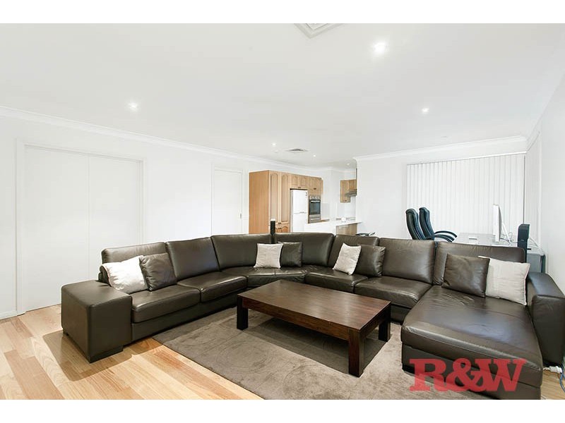 19 Trafalgar Street, Peakhurst NSW 2210