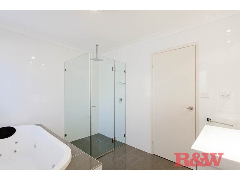 19 Trafalgar Street, Peakhurst NSW 2210