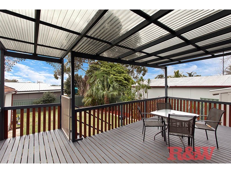 20 Woodlands Avenue, Lugarno NSW 2210