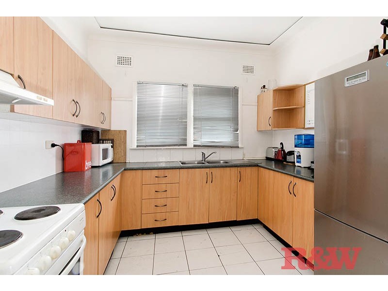 20 Woodlands Avenue, Lugarno NSW 2210