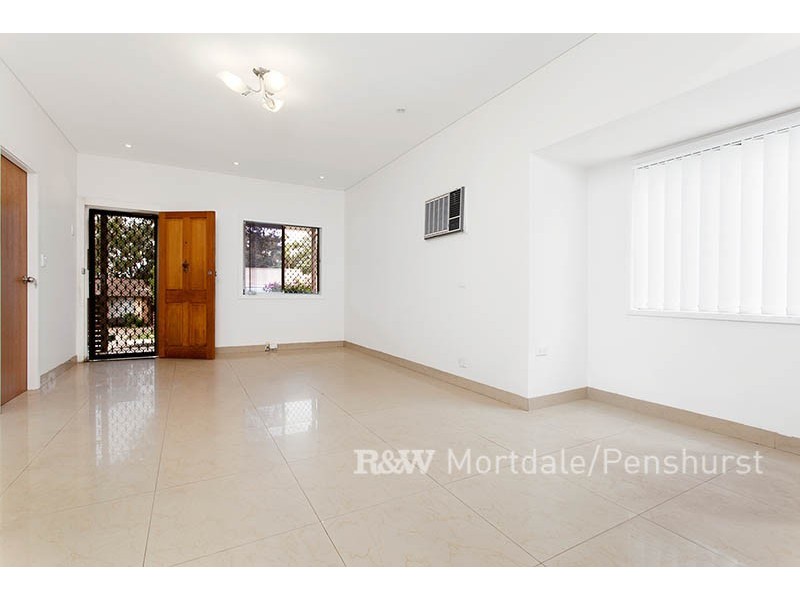 22 Holley Road, Beverly Hills NSW 2209