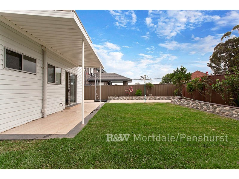 22 Holley Road, Beverly Hills NSW 2209
