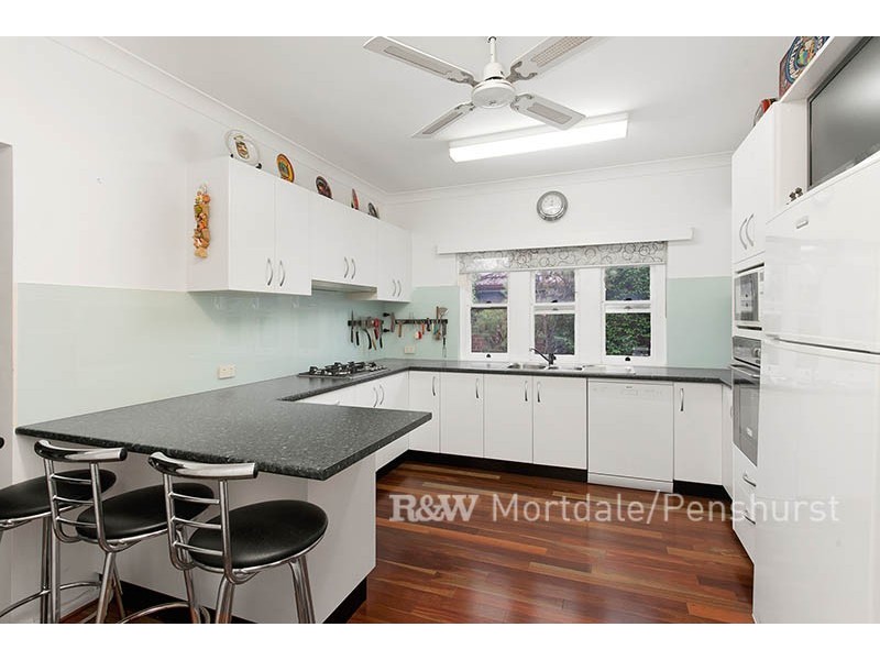 5 Rosemont Avenue, Mortdale NSW 2223