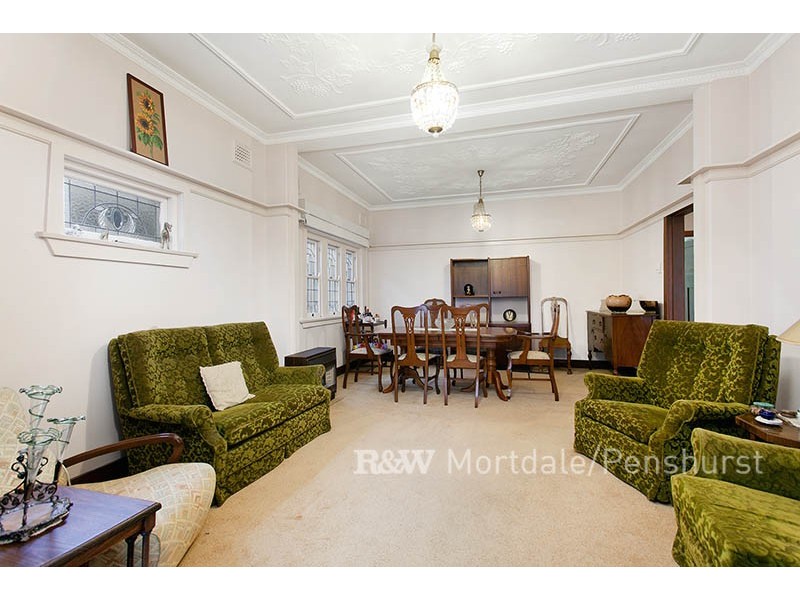 5 Rosemont Avenue, Mortdale NSW 2223