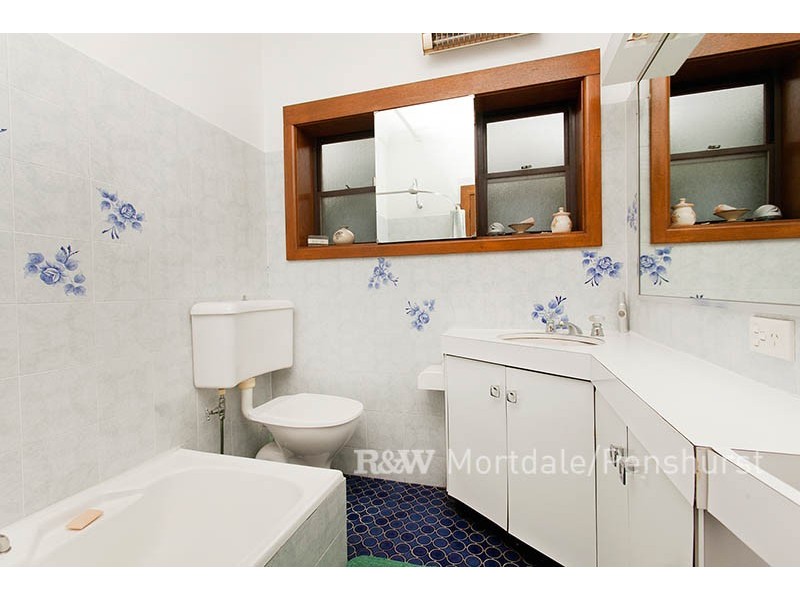 5 Rosemont Avenue, Mortdale NSW 2223