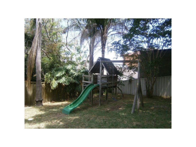 10 Taffs Avenue, Lugarno NSW 2210