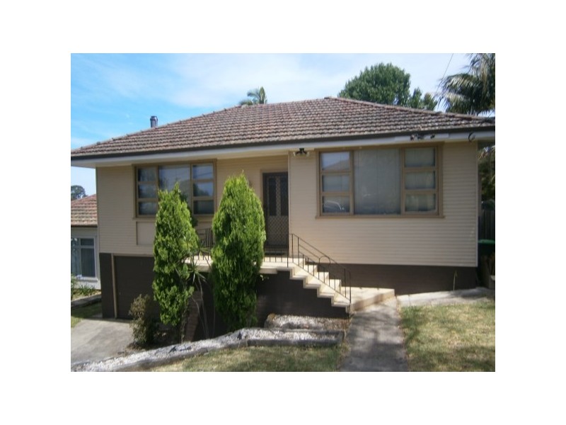 10 Taffs Avenue, Lugarno NSW 2210