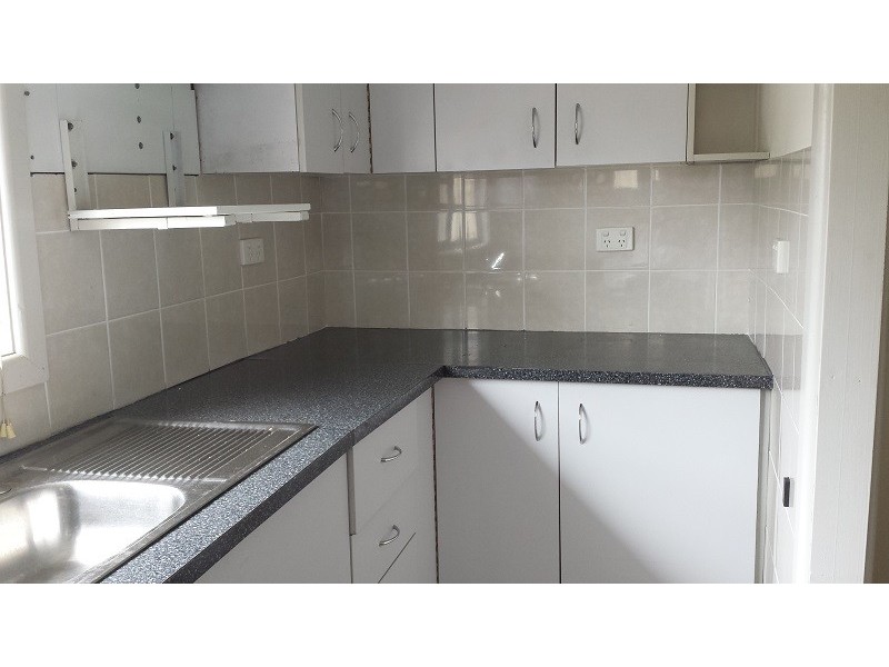 15 Fairview Avenue, Roselands NSW 2196