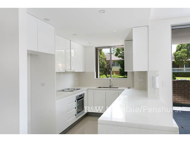 1/4-6 Lawrence Street, Peakhurst NSW 2210