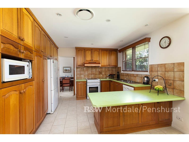 1 Gregory Crescent, Beverly Hills NSW 2209