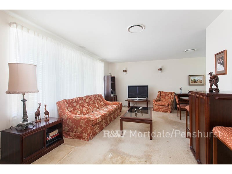 1 Gregory Crescent, Beverly Hills NSW 2209